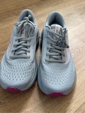 New Brooks Adrenaline GTS 24 Women's 9